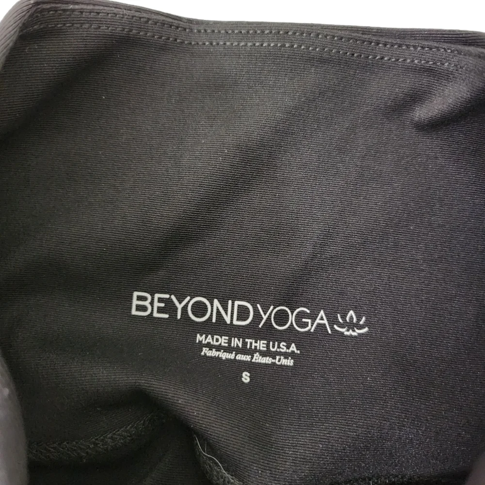 Beyond Yoga Leggings Womens Small Black High Rise Yoga Athleisure Active - Picture 2 of 9